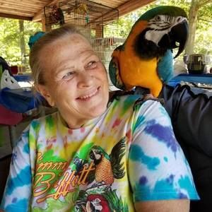 Meet your Posher, Candy